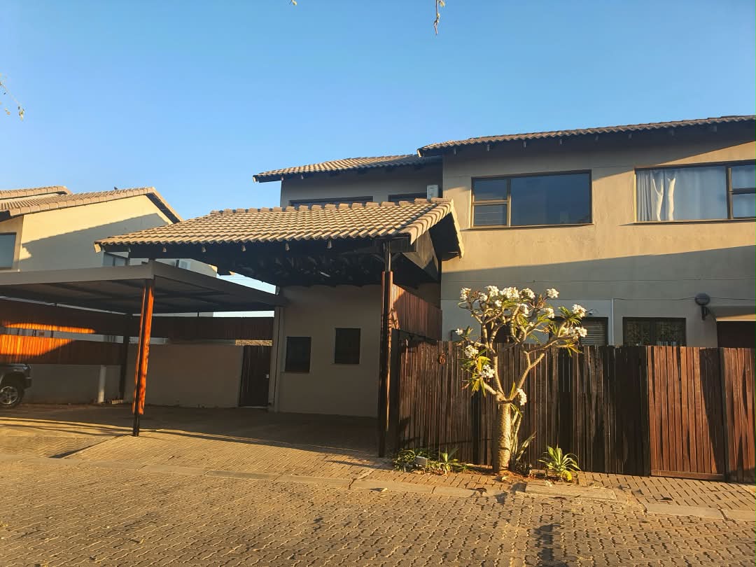 Double Storey KgaleView